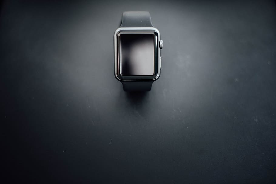 shallow focus photography of silver Apple Watch with black Sport Band, space black Apple watch, HD wallpaper