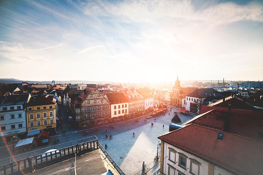 sunshine, sunlight, architecture, buildings, city, urban, rooftops HD wallpaper