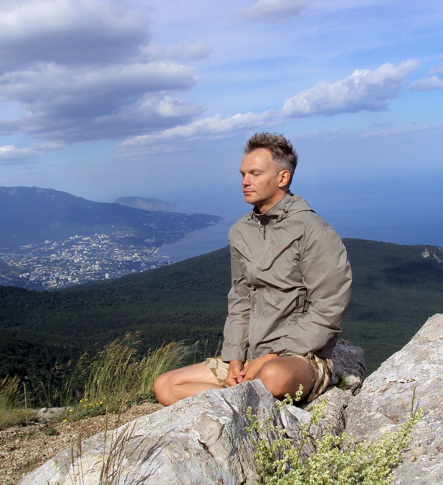 Meditation, Thoughts, Top, mountain, one man only, only men HD wallpaper