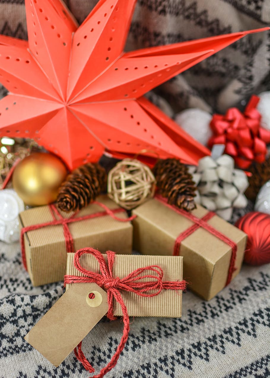 Creating Homemade Christmas Gifts: Thoughtful and Personalized - Magic ...