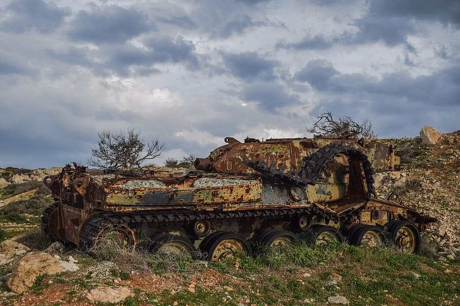 Tank, Military, Machine, Aged, rusty, weathered, abandoned HD wallpaper
