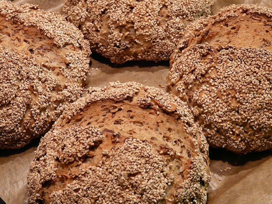 bread, baked, even baked, crispy, frisch, homemade, sesame HD wallpaper