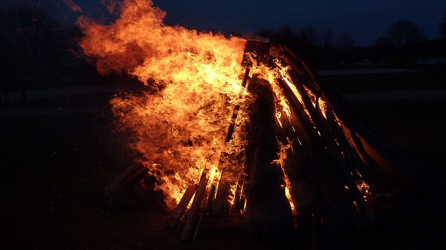 Easter Fire, Fire, Fire, Fire, Flame, Blaze, wood fire, burning HD wallpaper
