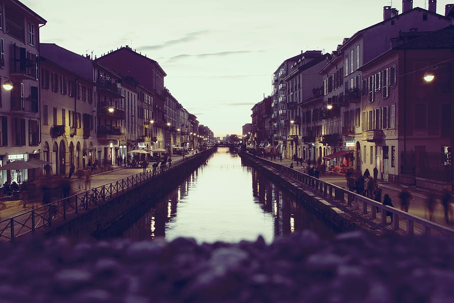 river view on the center of concrete house, italy, canal, urban Scene HD wallpaper