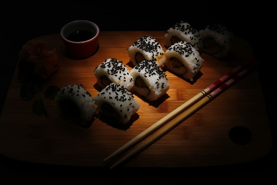 Sushi maki, chop sticks, dark, dinner, japan, japanese, lunch, HD wallpaper