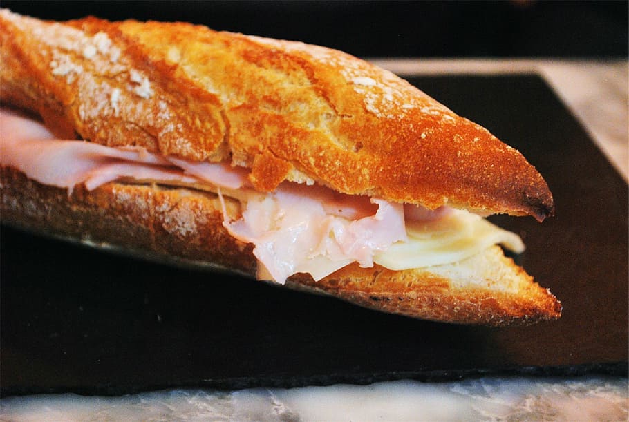 ham sandwich on black plate, brown, bread, meat, photography HD wallpaper