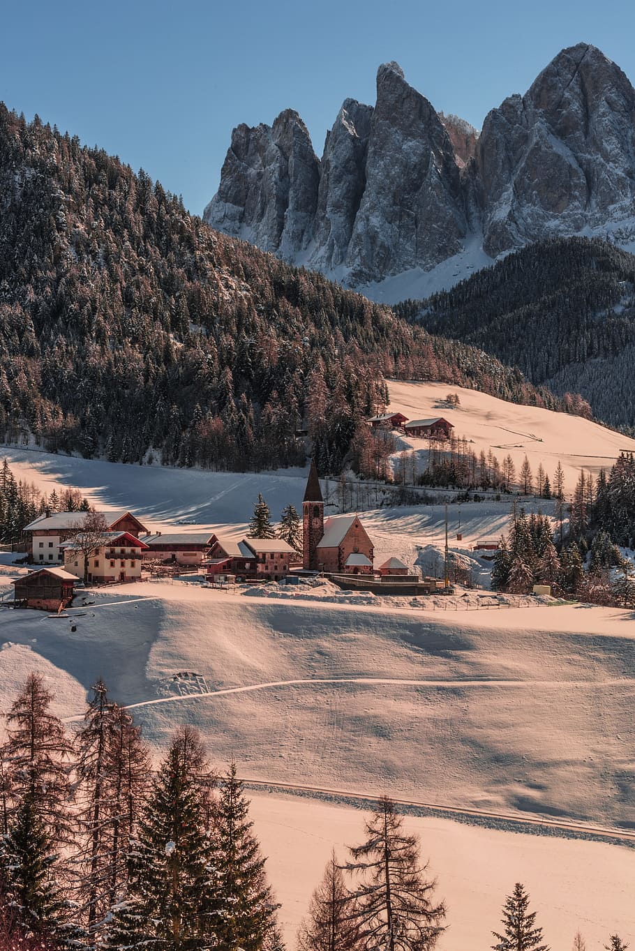 houses on mountain hill, town near mountains, di, Funes, rock HD wallpaper