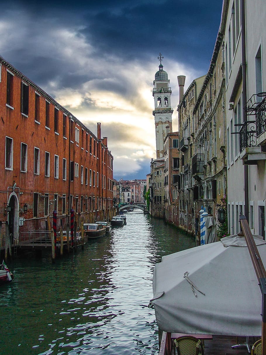 Venice, Tower, Cloudy, Clouds, storm, canal, boats, water, italy HD wallpaper