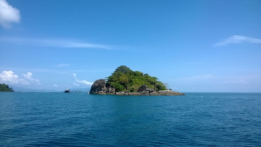 Island, Sunny Day, Gulf Of Thailand, sea, blue, sky, scenics, HD wallpaper
