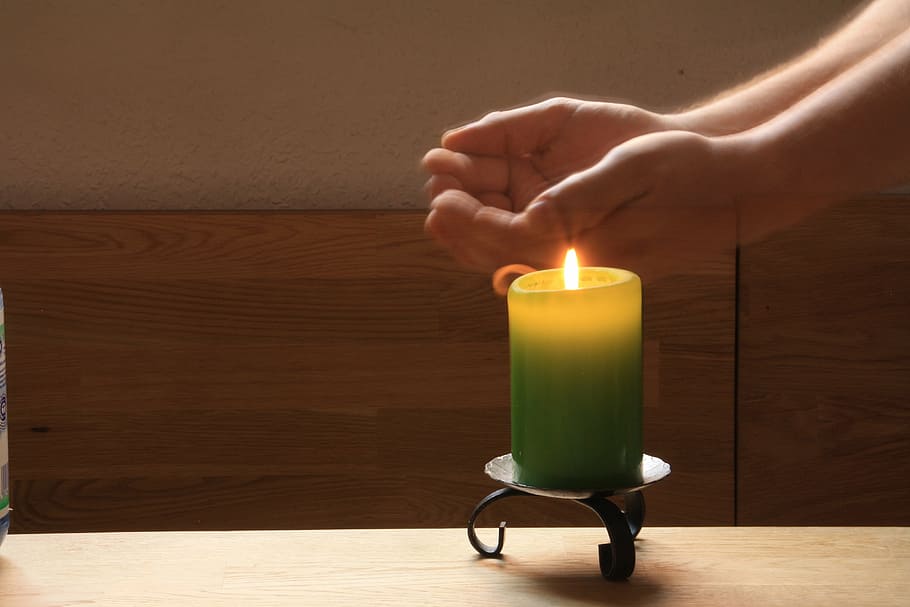 light timer, flame, candle, romantic, holy, hot, candles, cozy HD wallpaper