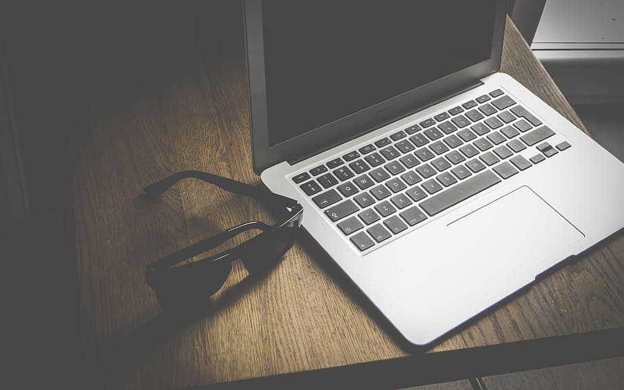 sunglasses, desk, laptop, office, access, business, computer HD wallpaper