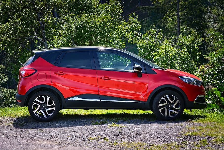 red Renault crossover parked near bushes, auto, suv, vehicle HD wallpaper