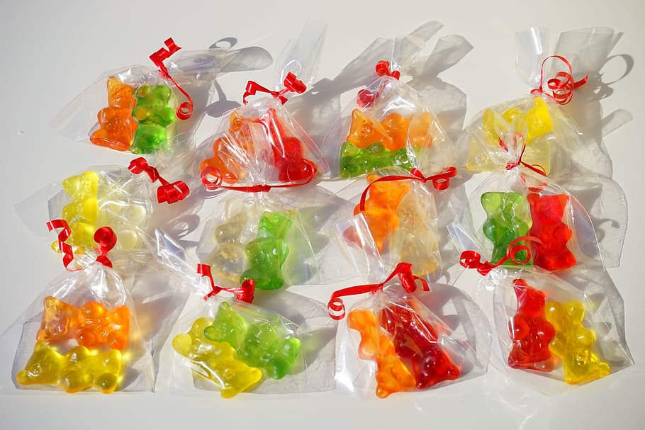 gummi bears, packed, sachets, mitbringsel, cellophane, fruit gums HD wallpaper