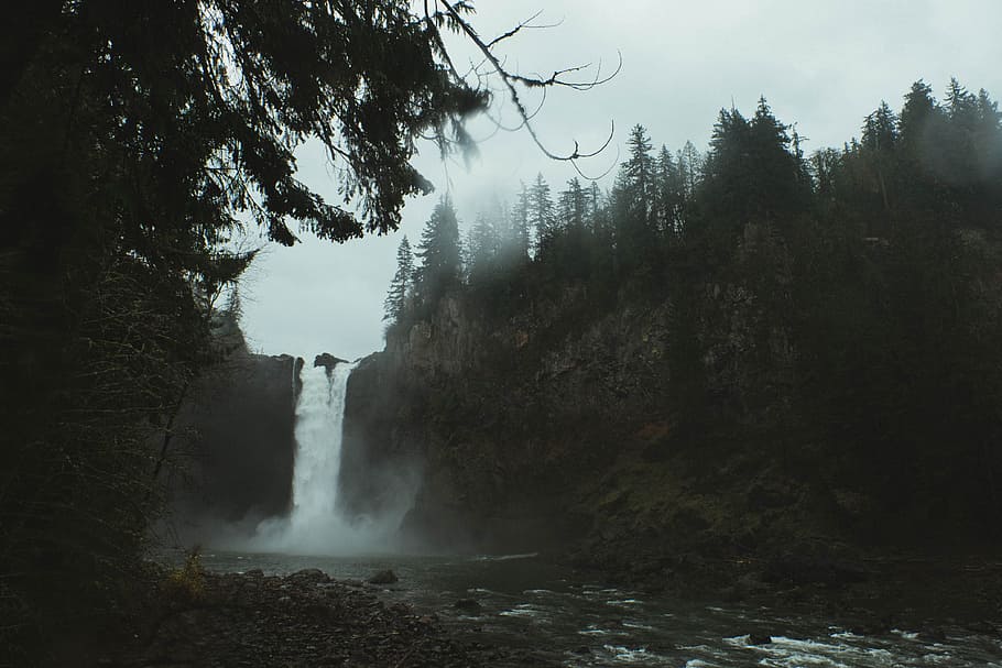 waterfalls with fog landscape during daytime, waterfalls surrounded by trees HD wallpaper
