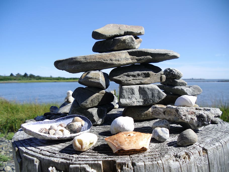 cairn, ocean, shells, stones, figures, arts, water, sky, stack HD wallpaper
