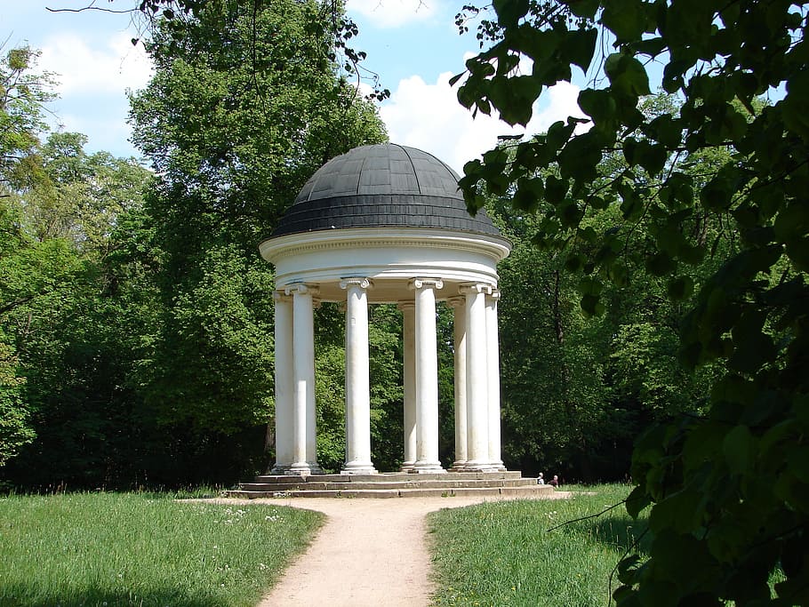 black and white concrete gazebo in between grass field, temple HD wallpaper