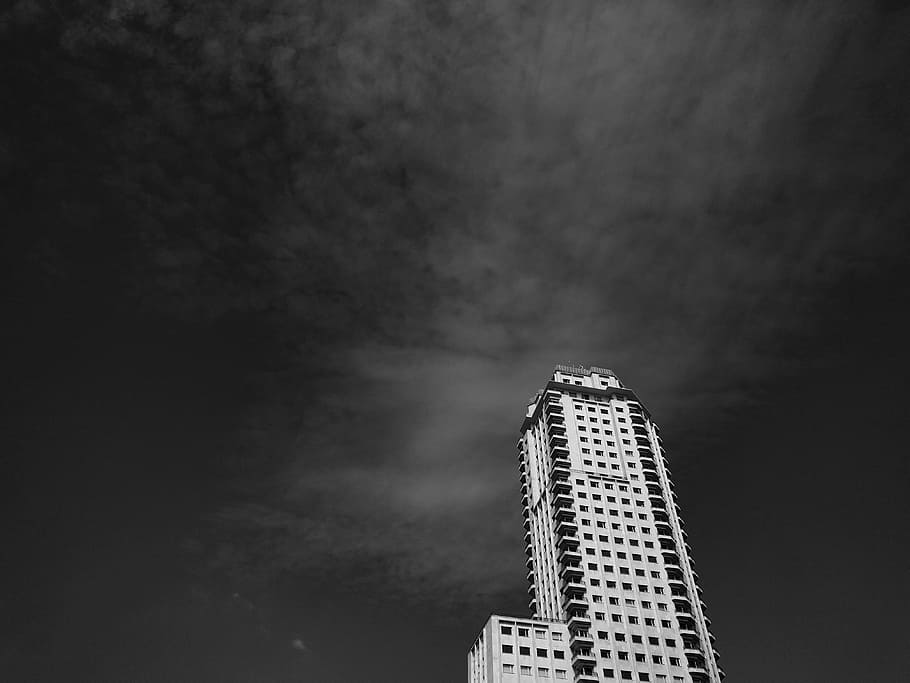 high-rise building photo, low-angle photography of white concrete building HD wallpaper