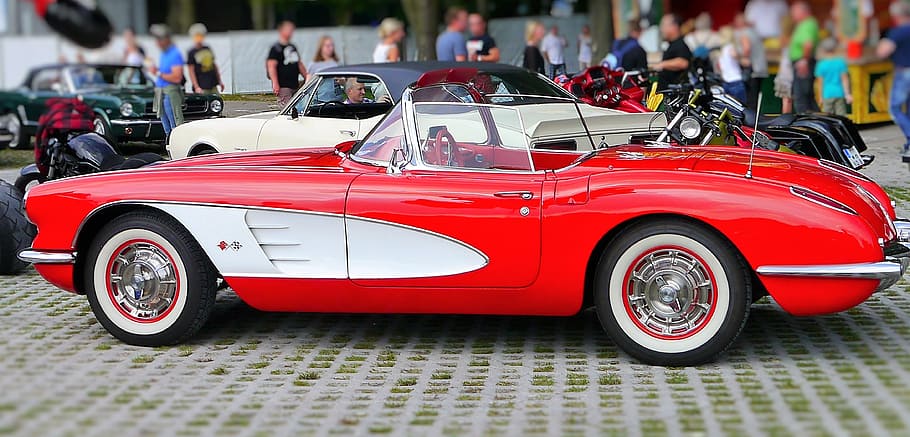 red Chevrolet Corvette C1, auto, classic, nostalgic, usa, oldtimer HD wallpaper