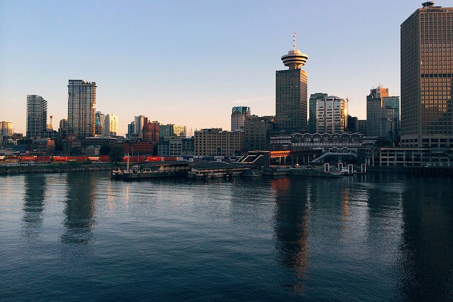 Skyline of Vancouver near the docks in British Columbia, Canada HD wallpaper