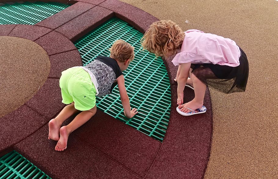 Children, Exploring, Kids, Play, looking, friends, high angle view HD wallpaper