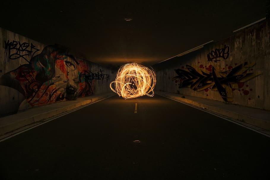 long exposition, light, night, city, camera, fire, man, tecnica HD wallpaper