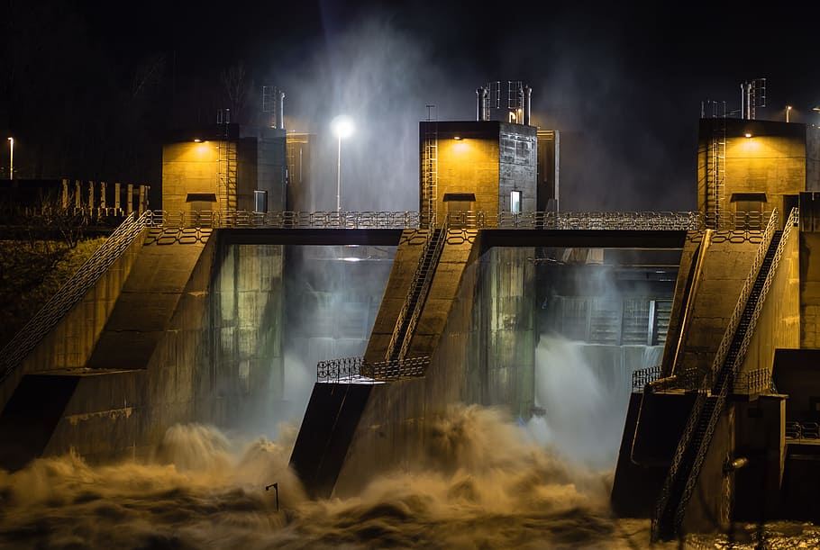 grey concrete building, dam site during nighttime, brown, water HD wallpaper