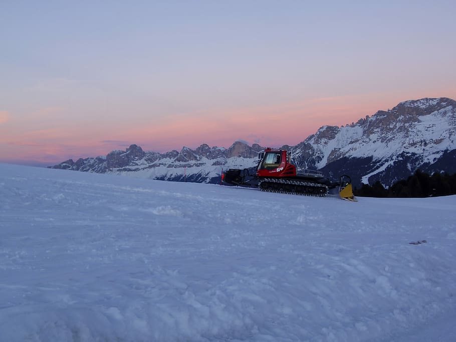 red payloader on snowy field, red heavy equipment on snow plain HD wallpaper