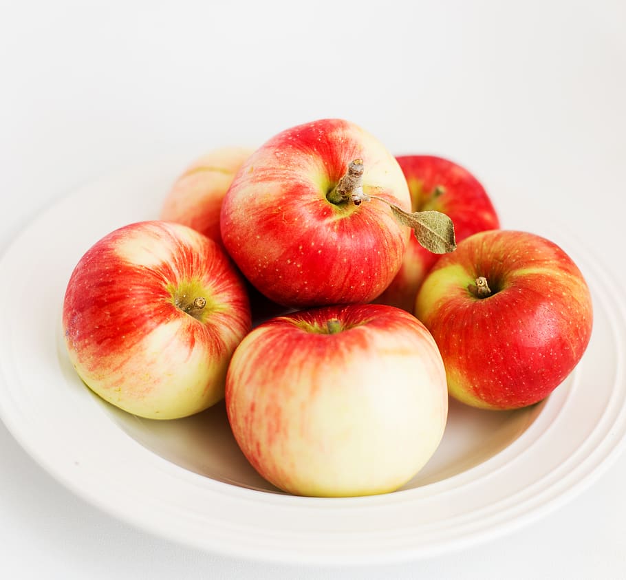 apples, fruit, eating, delicious, red, freshness, food, healthy HD wallpaper