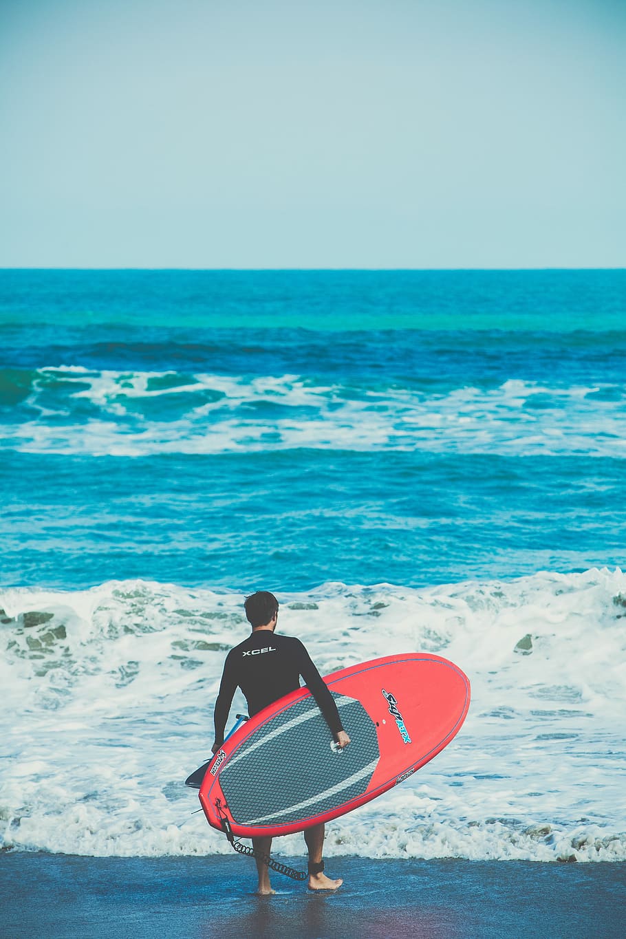 person holding red surfboard, ocean, atlantic, paddleboard HD wallpaper