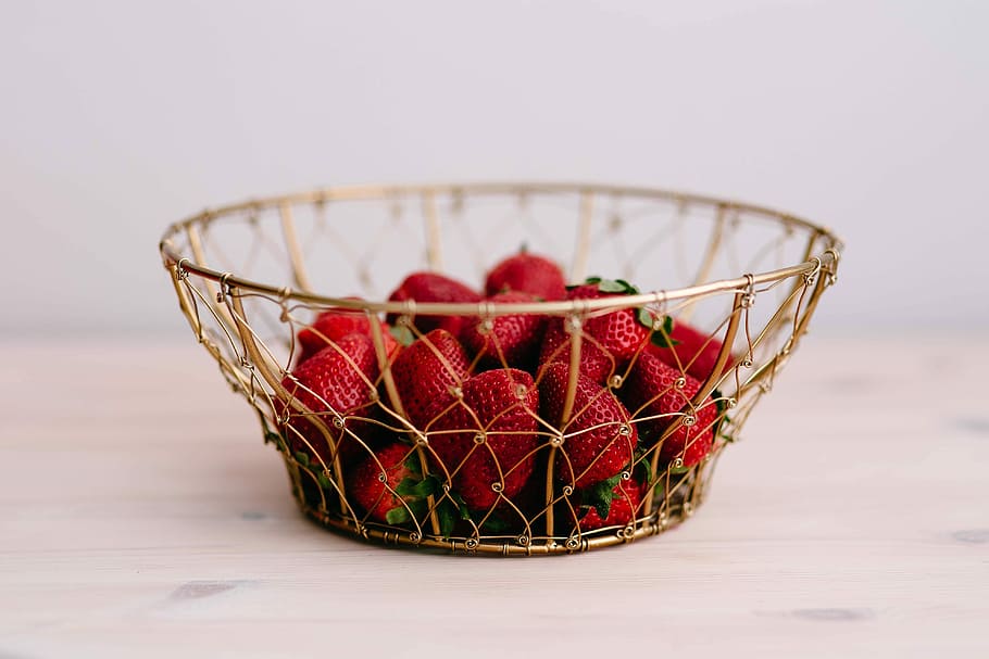 Fresh Strawberries, fruits, healthy, red, food, freshness, close-up, HD wallpaper
