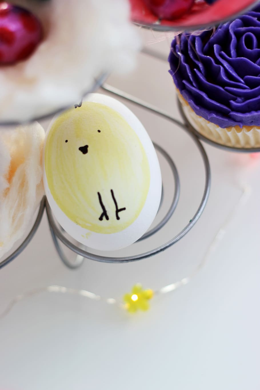 assorted cupcake on stand, egg with illustration on tray, easter egg HD wallpaper