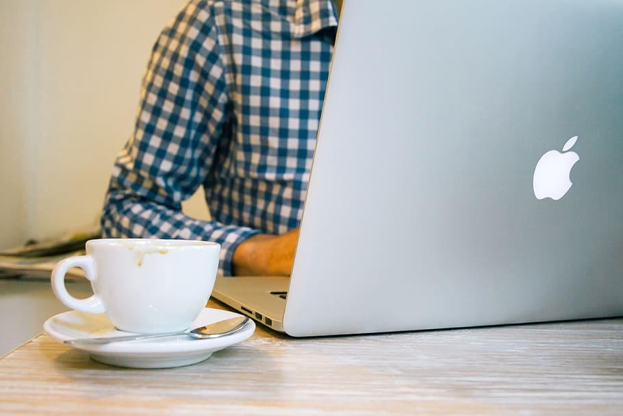 person using grey MacBook, apple, business, cafe, coffee, communication HD wallpaper