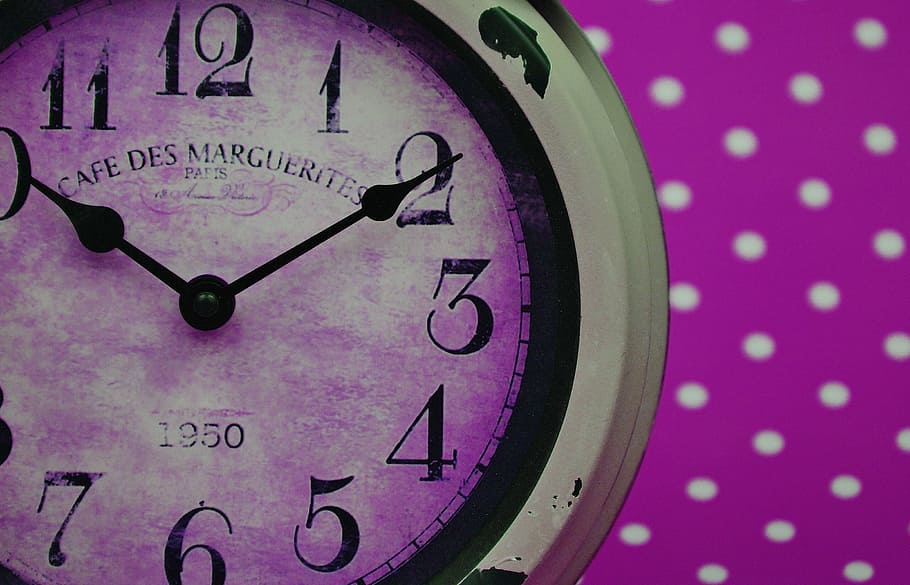 round black, purple, and white analog wall clock pointing at 1:50 HD wallpaper