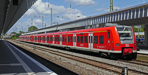 red train on subway, s bahn, platform, hbf, central station HD wallpaper