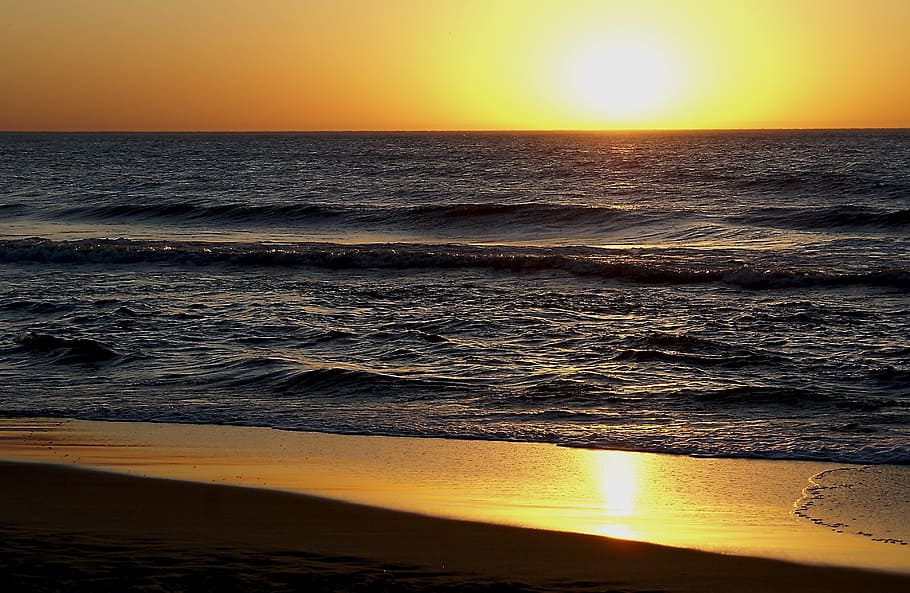 water waves under sunset, Sunset, Beach, Front, View, Sea, beach-front view HD wallpaper