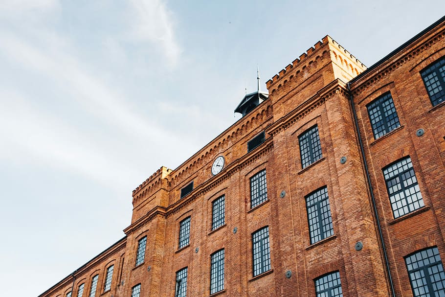 Loft Aparts - Architecture of the city of Lodz, Poland, bricks HD wallpaper