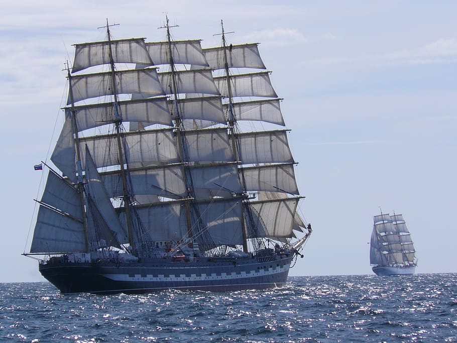 brown and gray galleon ship sailing during daytime, ships, tall, HD wallpaper