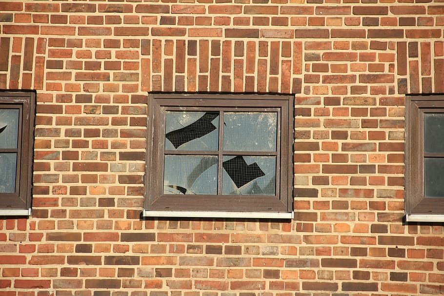 window, facade, building, architecture, old window, wall, bricks HD wallpaper