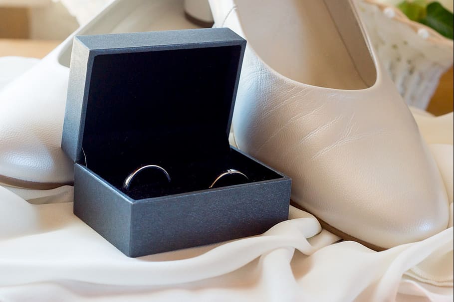 wedding, wedding rings, upper, close-up, still life, technology HD wallpaper