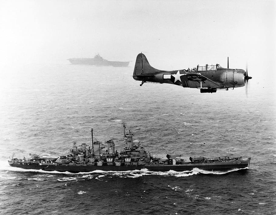 US Navy Douglas SBD Dauntless flying patrol in World War II, aircraft