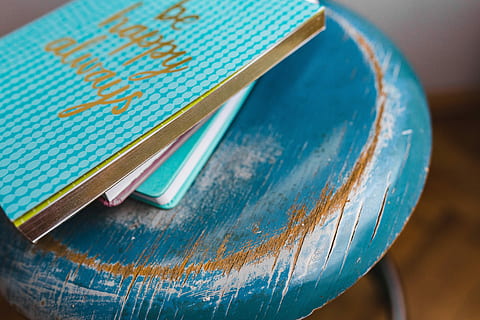 Blue notebooks and a camera on a blue wooden stool, diary, seat HD wallpaper