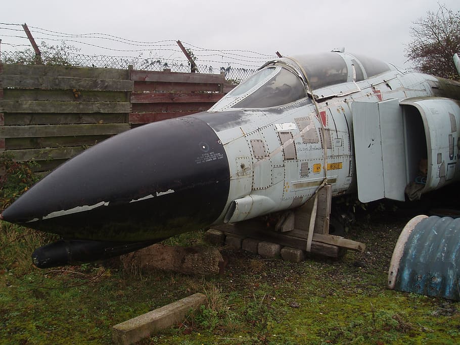 phantom, jet, fighter, scrap, mothballed, parts, cockpit, nose HD wallpaper