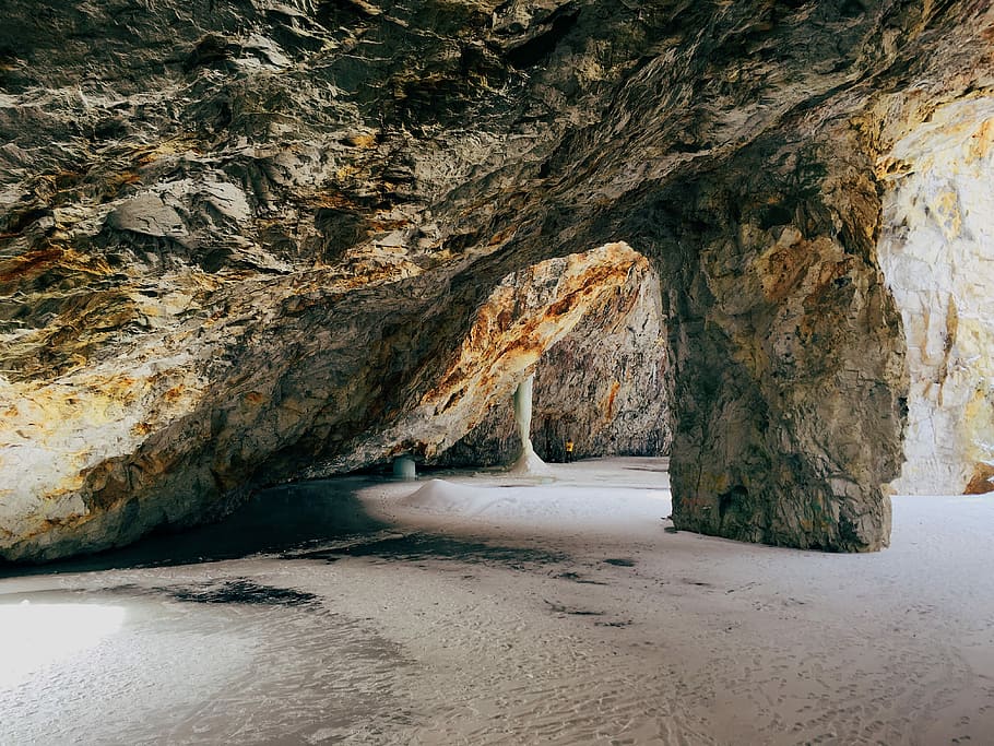Open rock cave, brown cave, sand, beach, wallpaper, beach wallpapers, HD wallpaper