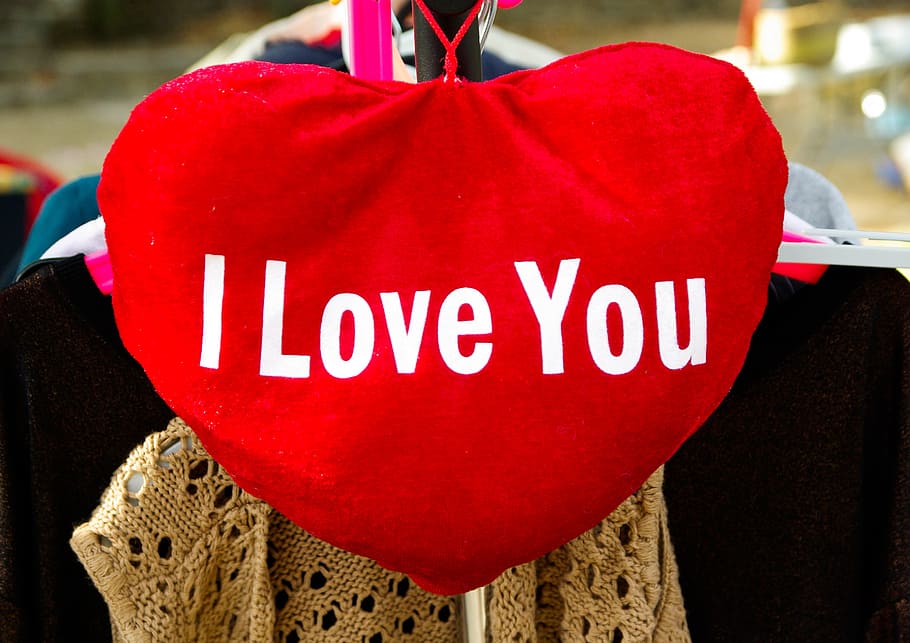 flea market, heart, message, red, text, communication, western script HD wallpaper