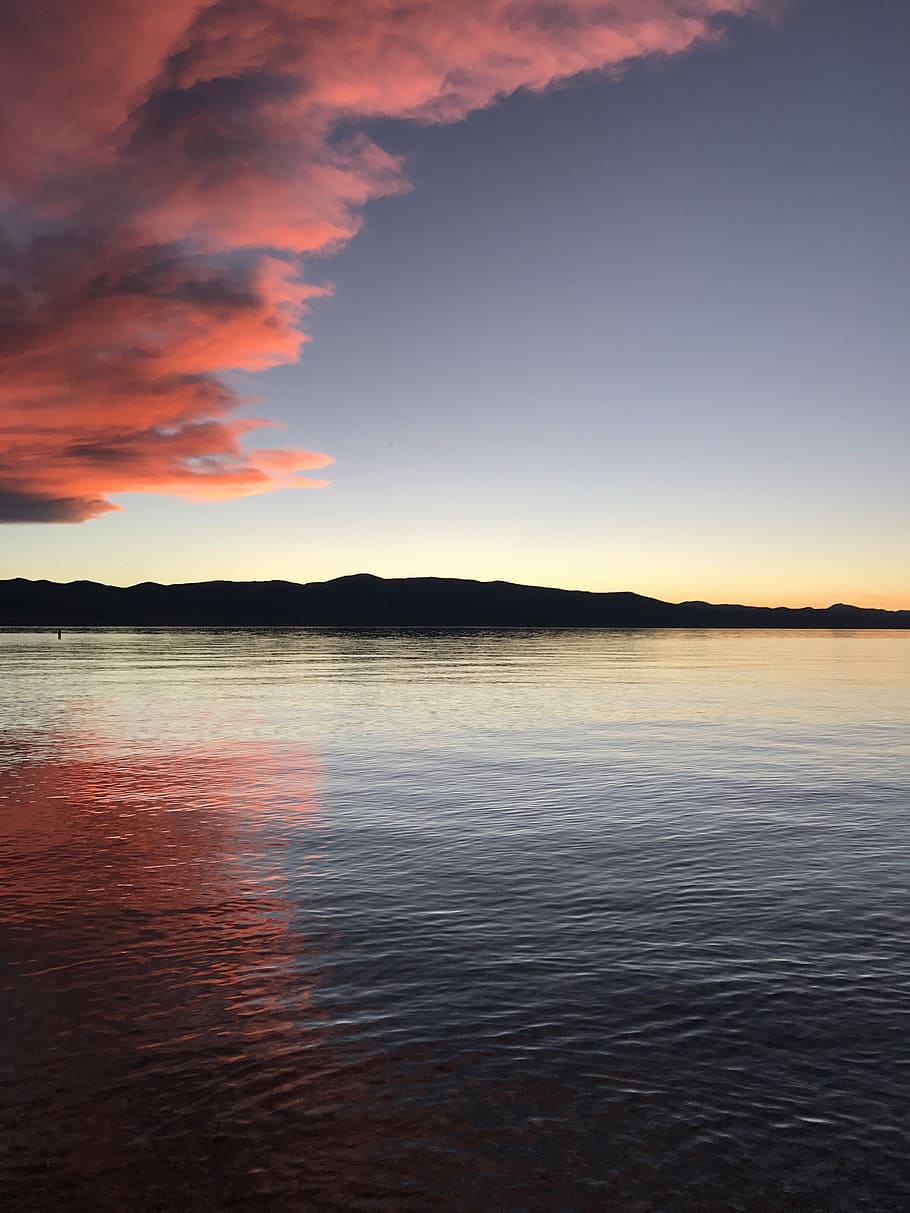 body of water near mountain, lake, cloud, sunset, pink, blue HD wallpaper