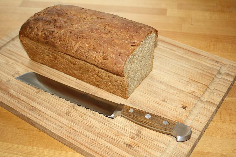 loaf of bread on chopping board, Bread Knife, Oak, Handle, oak handle HD wallpaper