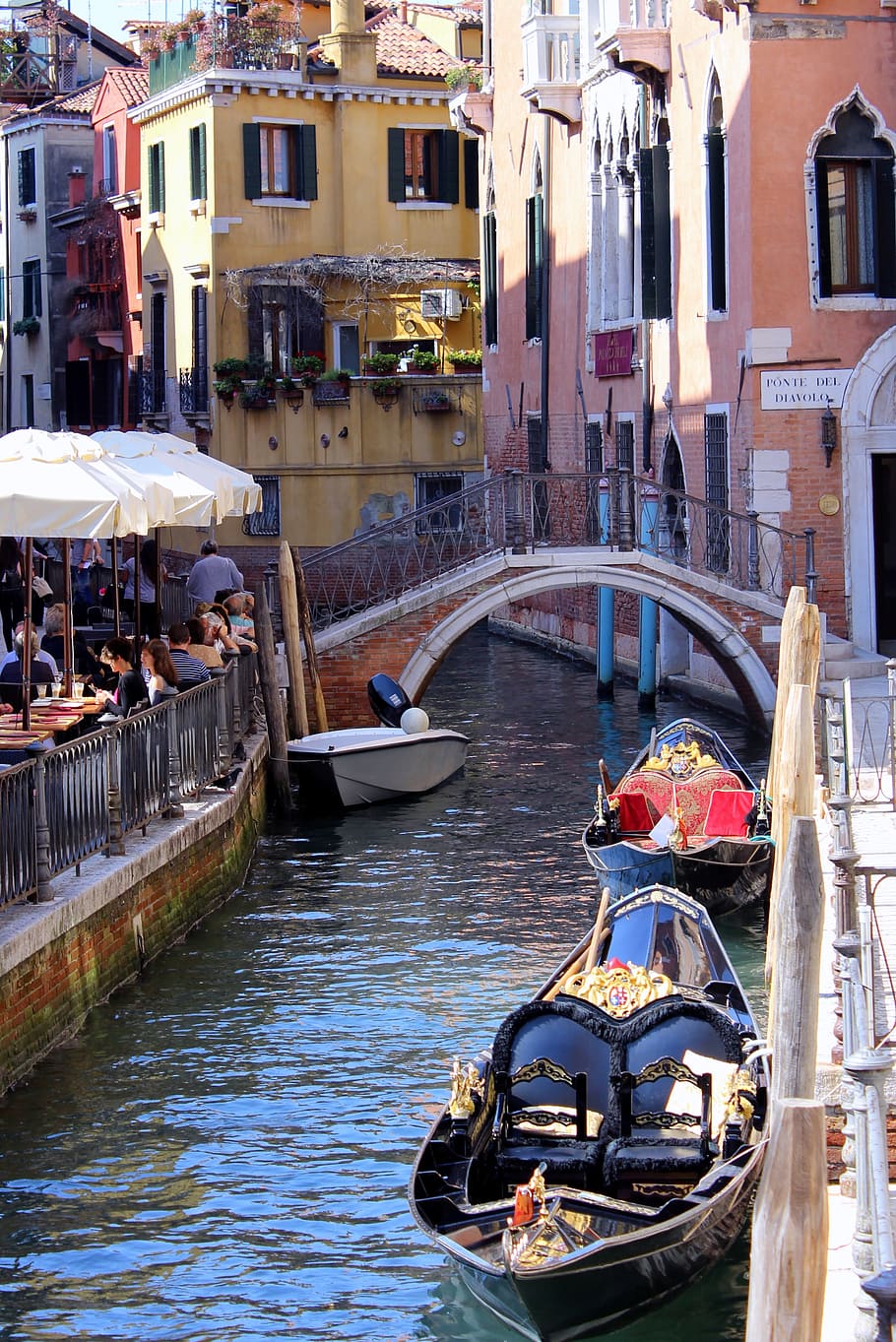 venice, channel, road, cafe, bridge, old town, side channel HD wallpaper