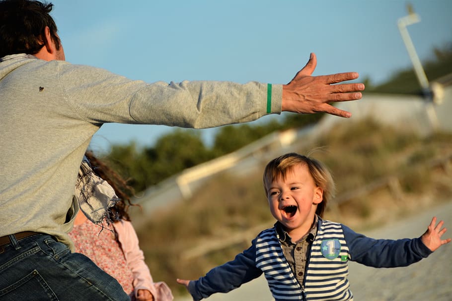 man wearing grey jacket, child, joy, laugh, childhood, human arm HD wallpaper