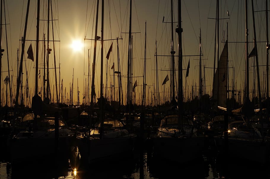 sail, port, sunset, boot, sailing boats, water, ship, sailing yachts HD wallpaper
