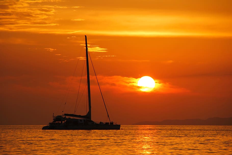 boat on body of water, sailing boat, sunset, boot, sea, mallorca HD wallpaper